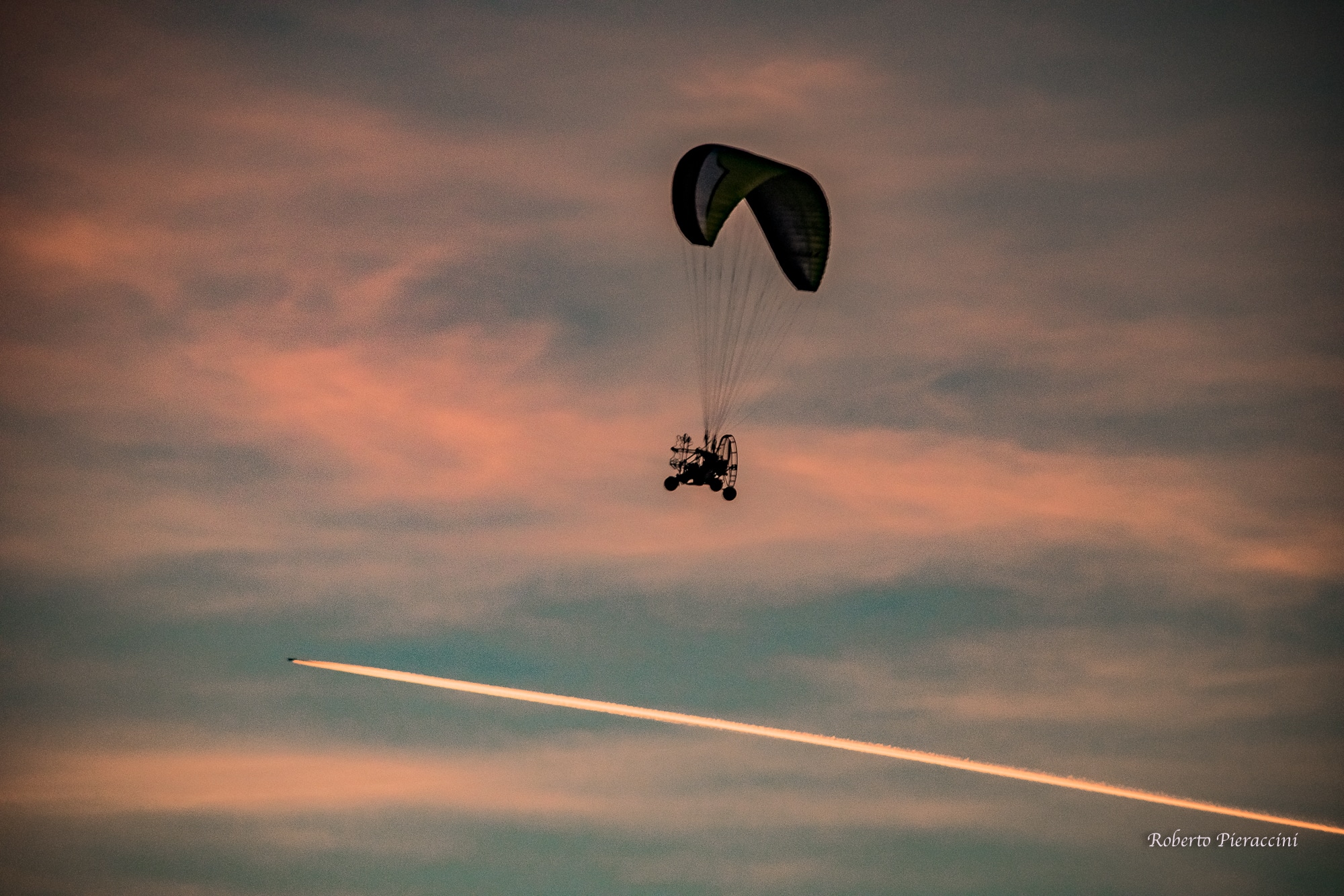 Voli al tramonto