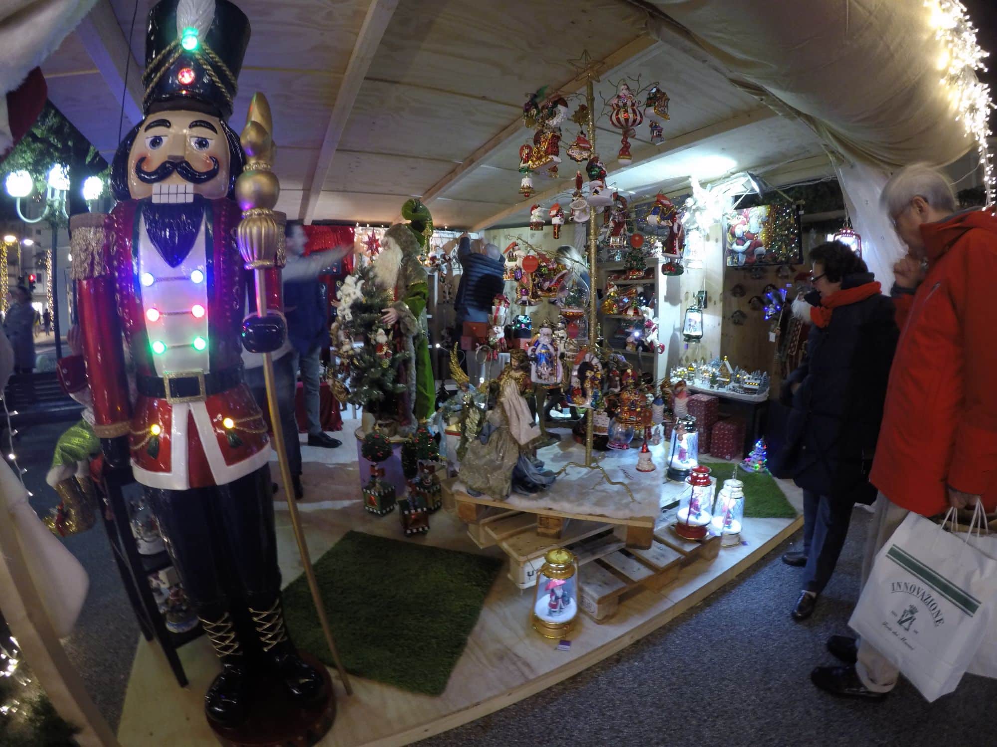 A Forte dei Marmi è già Natale [foto]