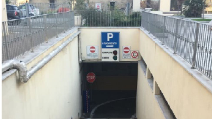 Parcheggio interrato Piazza Pertini: “Investimento sprecato?”