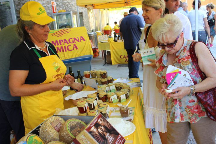 Mercati contadini per i tipici regali di Natale