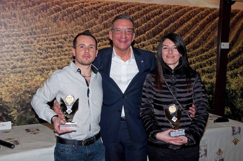 I vincitori assoluti, Gabriele Catalini e Manuela Milli con il presidente Gelli