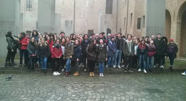 Gli studenti del Liceo “Michelangelo” in visita ai luoghi della memoria a Carpi
