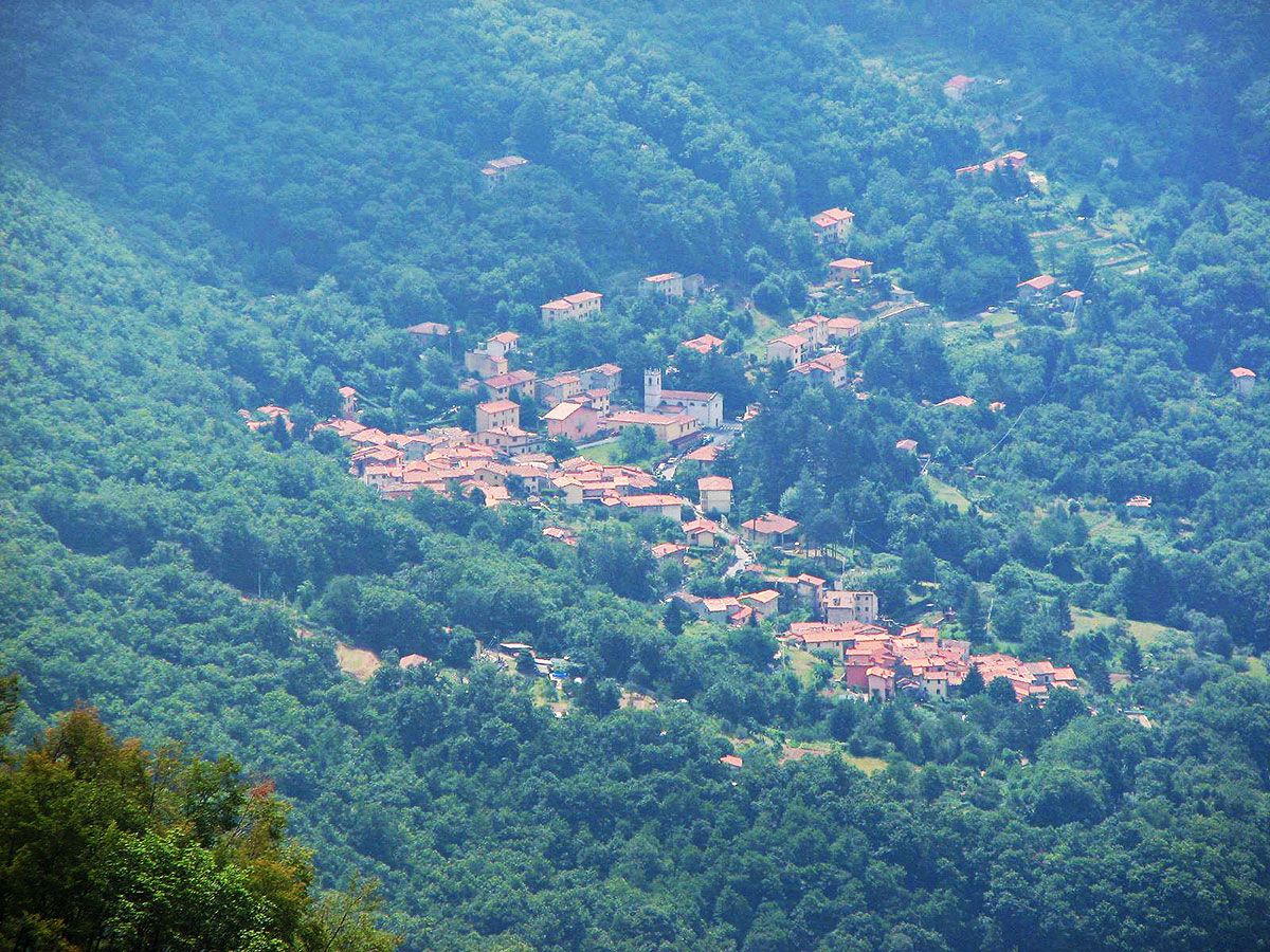 seravezza borgo montagna