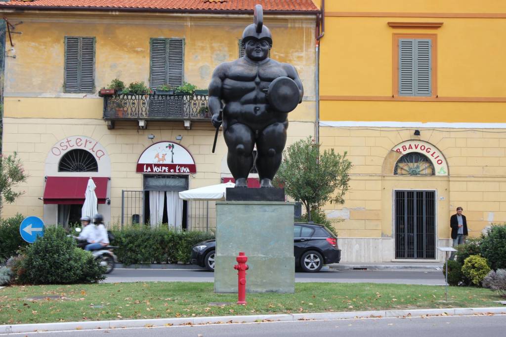 parco internazionale della scultura contemporanea pietrasanta botero