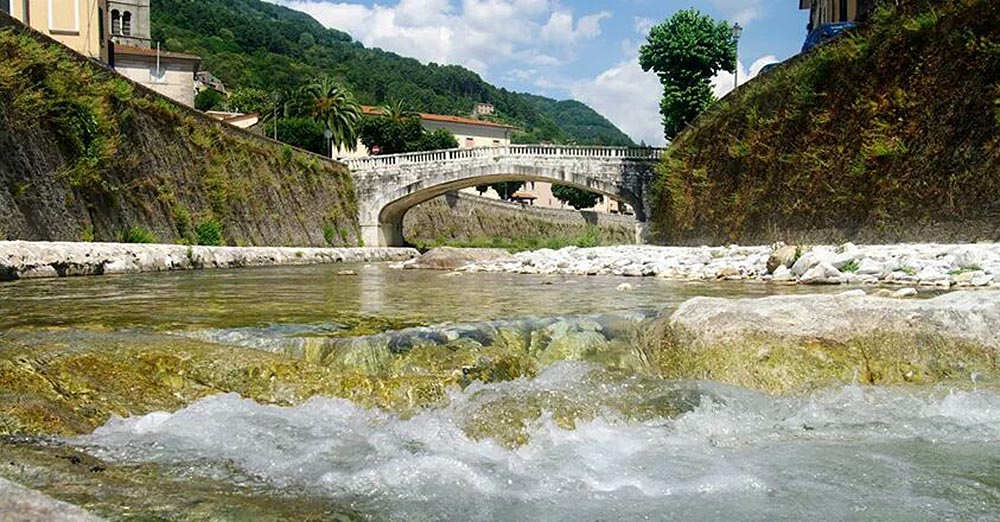 fiume seravezza