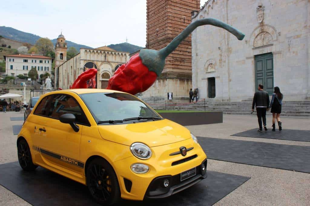 Foto Fiat Abarth Piazza Duomo