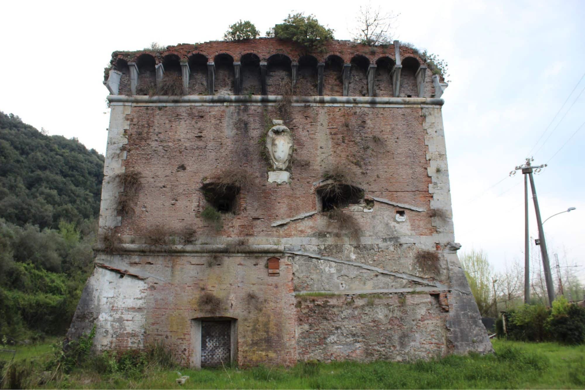 Interventi di riparazione a Torre Beltrame