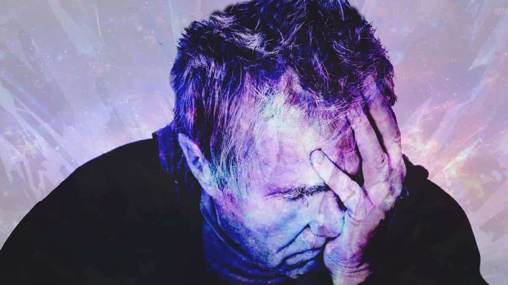 meningite testa uomo anziano