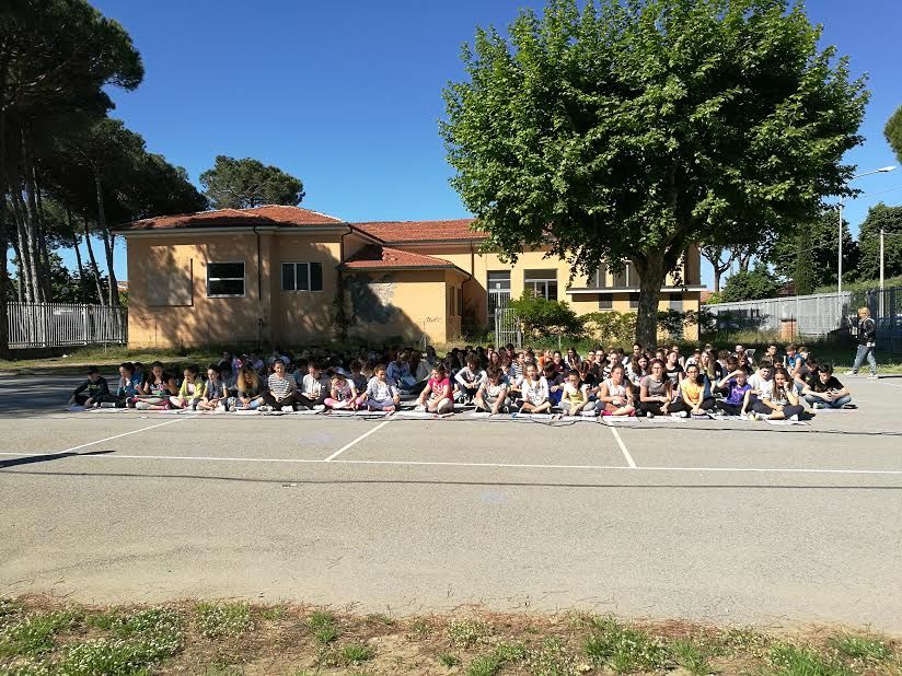 Festa di fine anno per la scuola media Barsanti di Tonfano