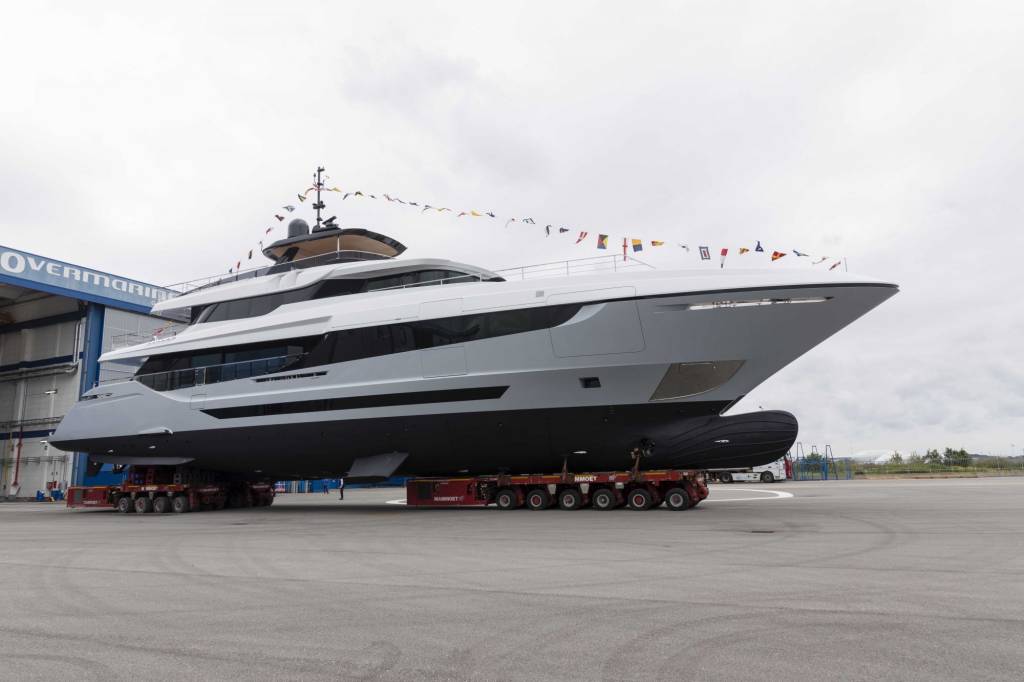 Mangusta oceano 42 varo overmarine