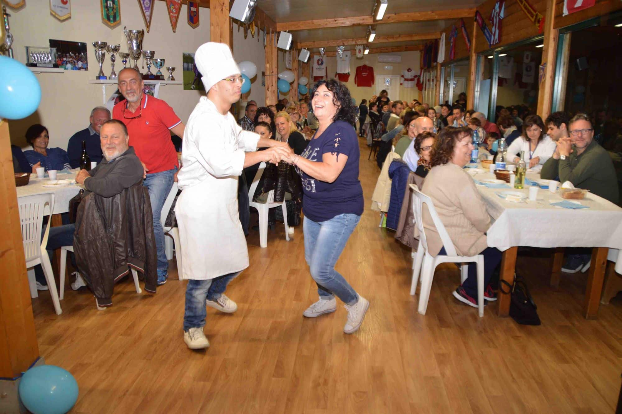 Aipd invita a cena, Capezzano risponde presente