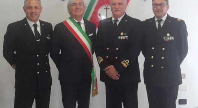 Medaglia Mauriziana al comandante dell’Ufficio marittimo Vincenzo Pagano