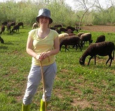 La più giovane allevatrice di pecore d’Italia vive a Pietrasanta