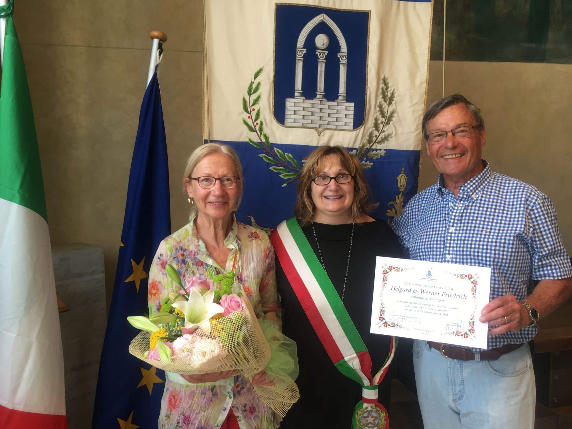 Dal 1965 ogni anno in vacanza a Pietrasanta, due tedeschi premiati