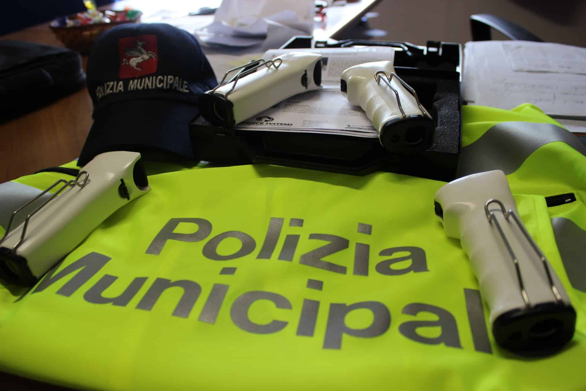 Agenti municipali, il bando per Camaiore e Pietrasanta