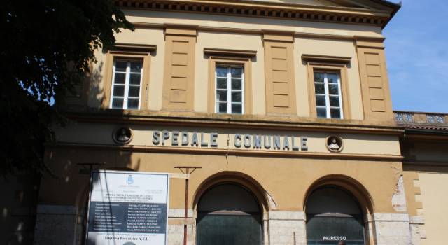 L’ex Ospedale di Pietrasanta ospiterà uffici, aperto il cantiere
