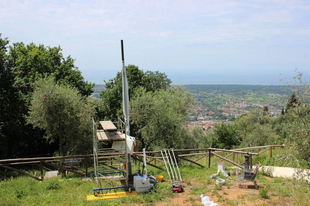 Foto cantiere parco Capezzano Monte per iluminazione