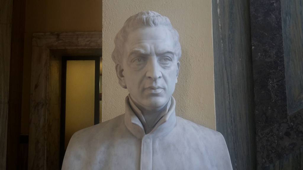busto bozzano