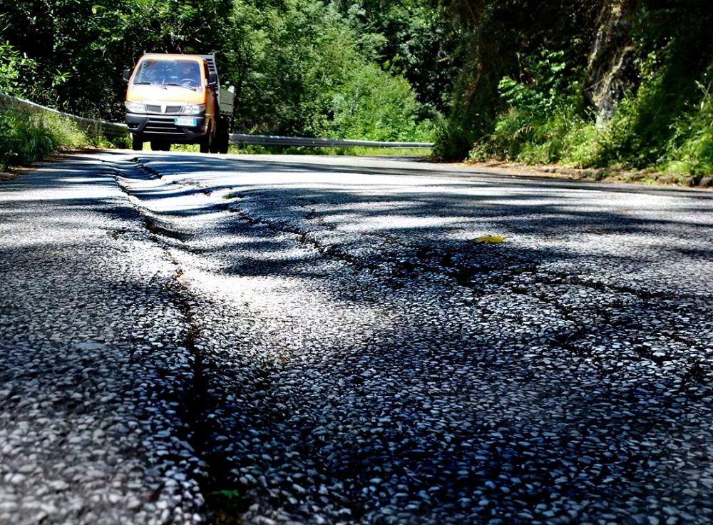 “Strade dissestate in montagna: servono interventi urgenti”