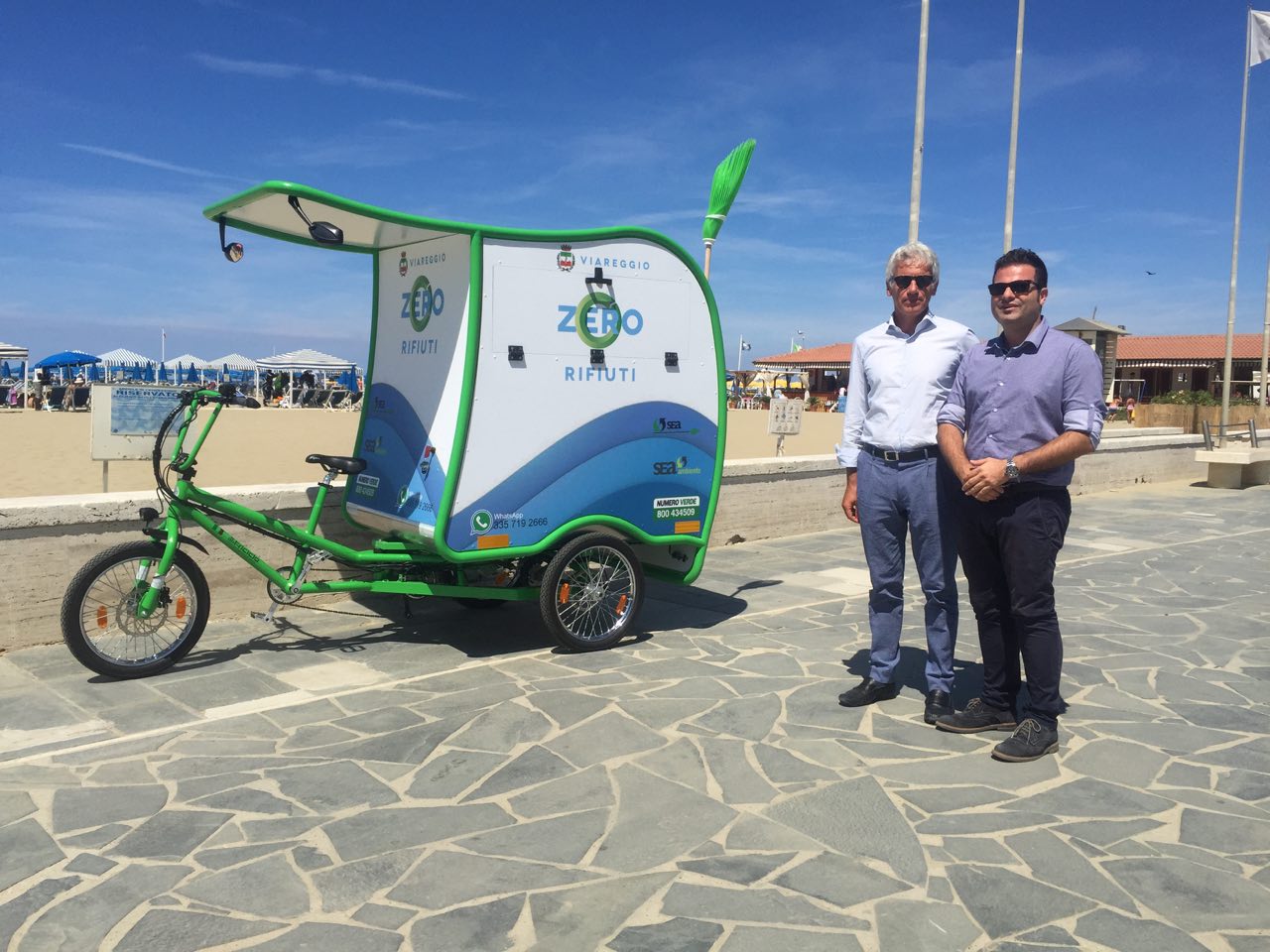 Viareggio come le grandi città, i rifiuti si raccolgono in bicicletta con il T-RICICLO