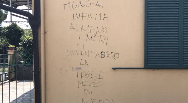 Anche il sindaco di Massarosa vittima di offese e ingiurie