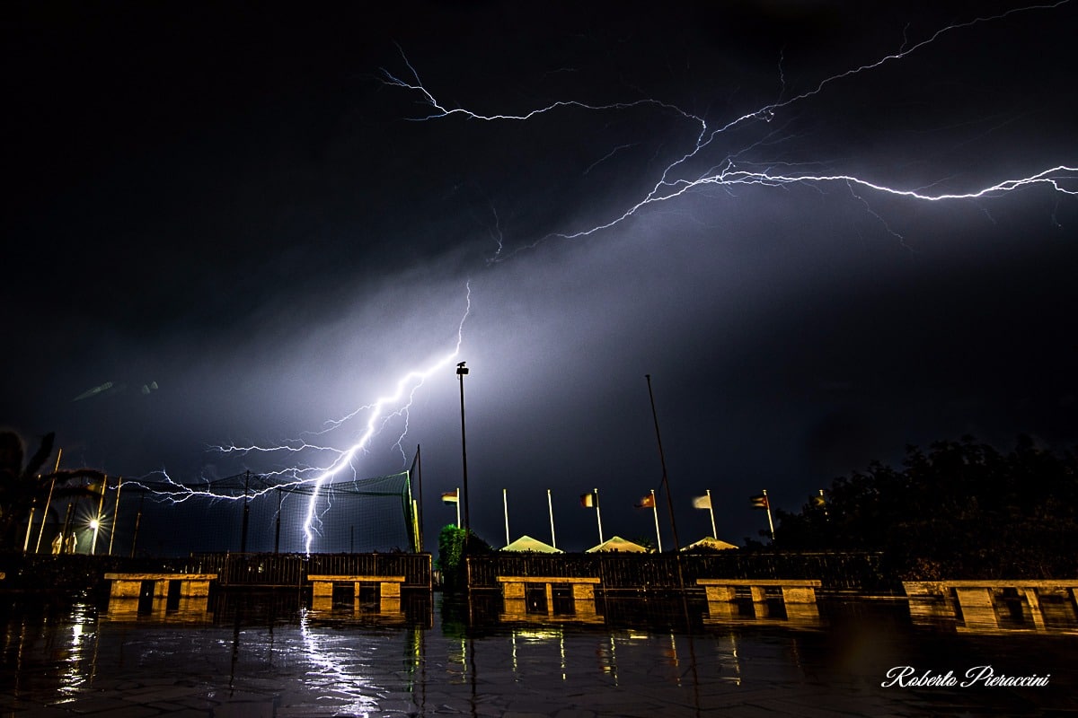 Pioggia e temporali forti, è di nuovo allerta meteo codice giallo