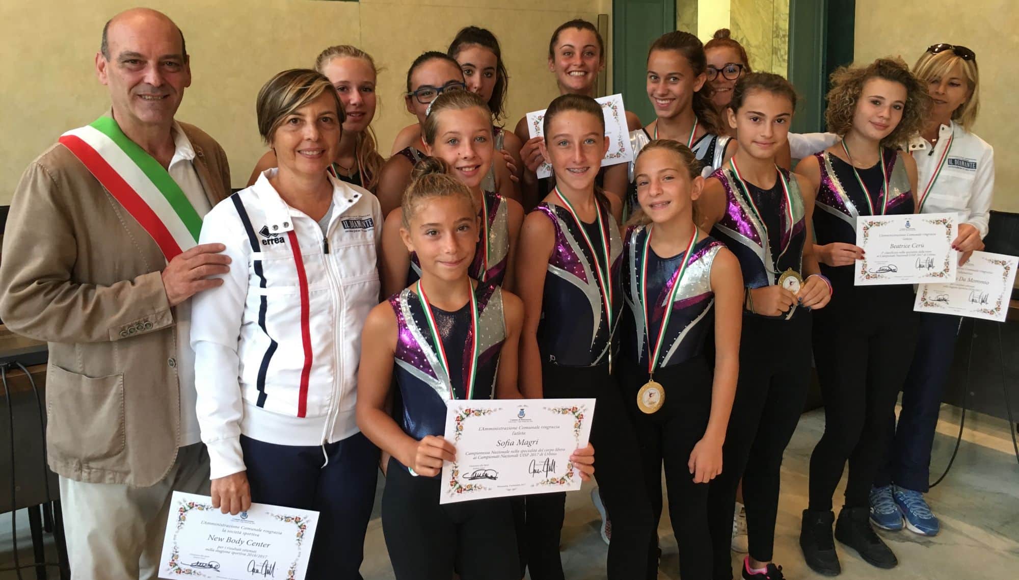 Piccole stelle della ginnastica crescono