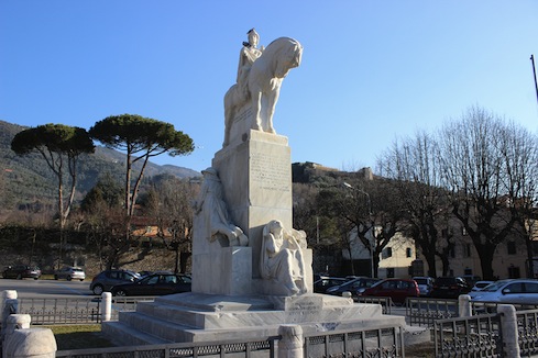 Restaurato il monumento di Abele Jacopi
