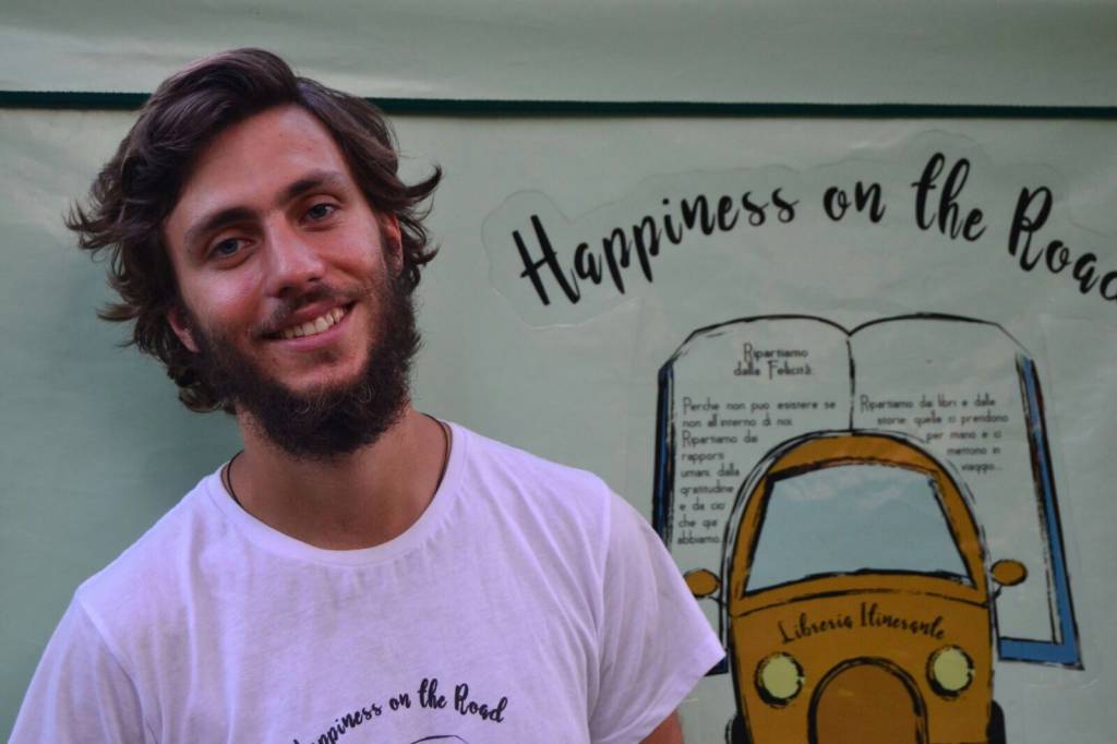 Happiness on the road libreria itinerante