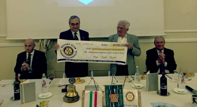 Il Rotary consegna i fondi raccolti ai &#8220;Poveri Vecchi&#8221;