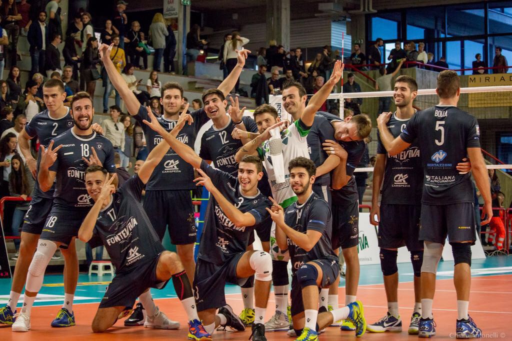 Grande partita per Acqua Fonteviva Massa, Andrea Masini si congratula con il gruppo