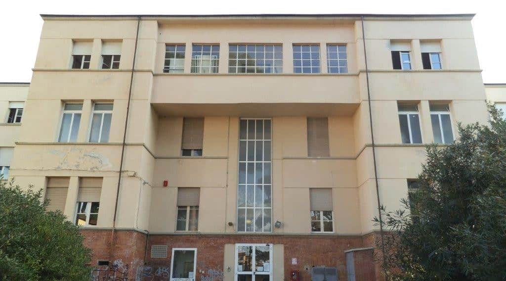 Scuole, Marchetti: “Edifici malsicuri, lezioni nei container e insegnanti che mancano”