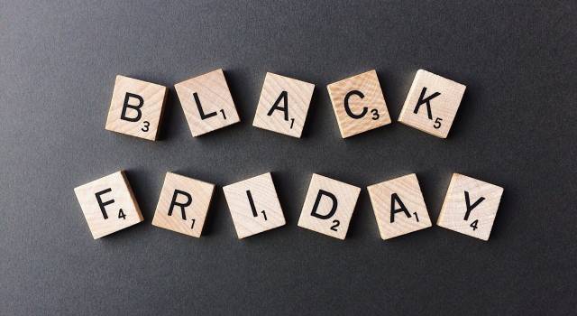 Da venerdi torna il Black Friday a Viareggio