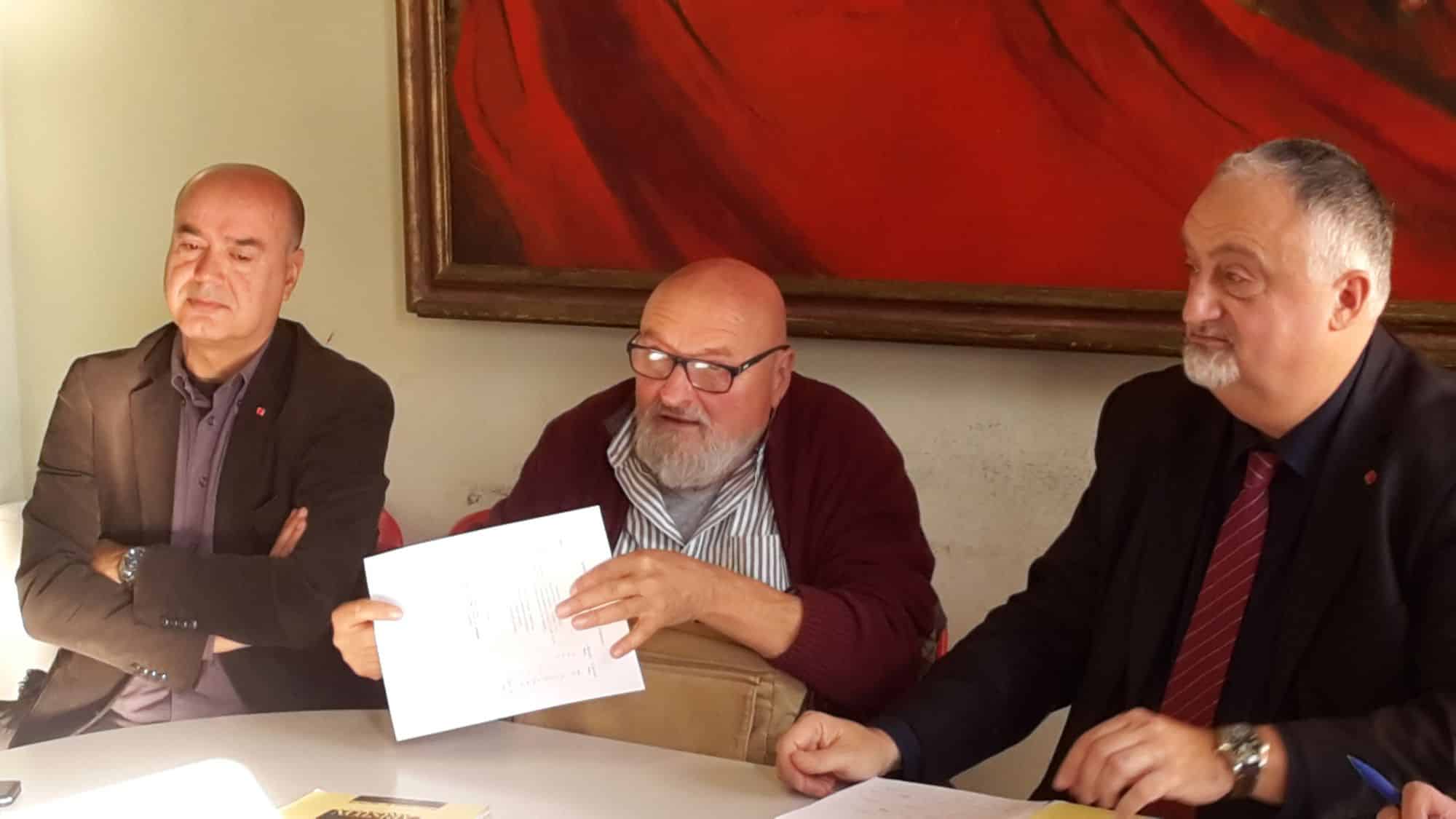 “Abbattiamo le liste d’attesa”. Raccolta firme in ospedale a Lido