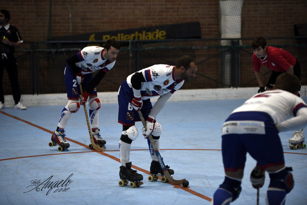 Hockey, finisce 5-9 il derby tra Viareggio e Camaiore