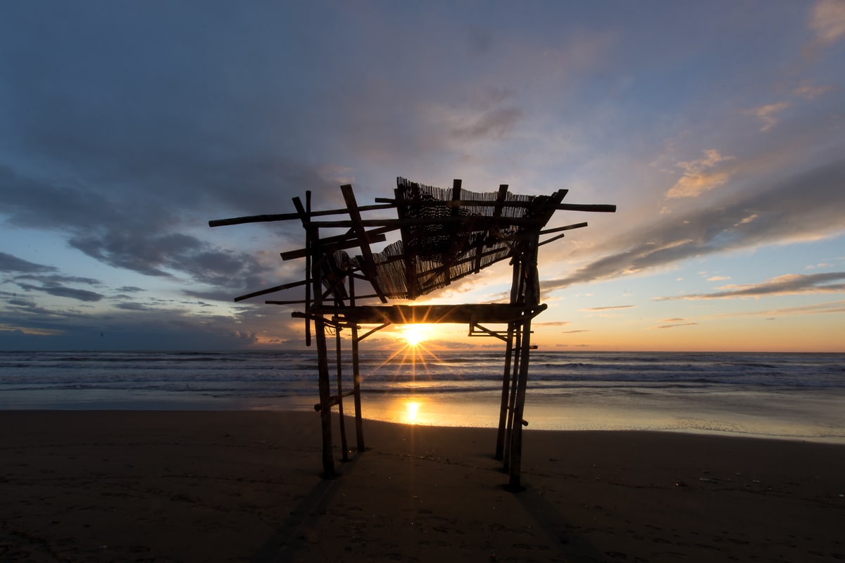 La Versilia colpita dai divieti temporanei di balneazione