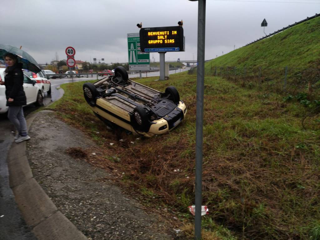 auto rovesciata bocchette