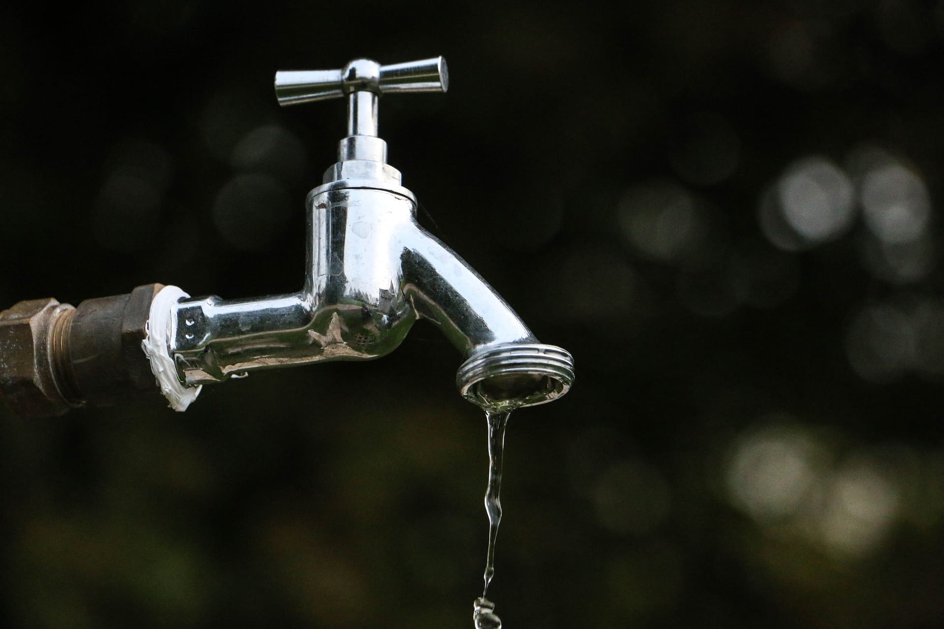 Lavori all’acquedotto di Viareggio stanotte: probabile acqua torbida domani a Torre del Lago, Campo d’aviazione e Darsena