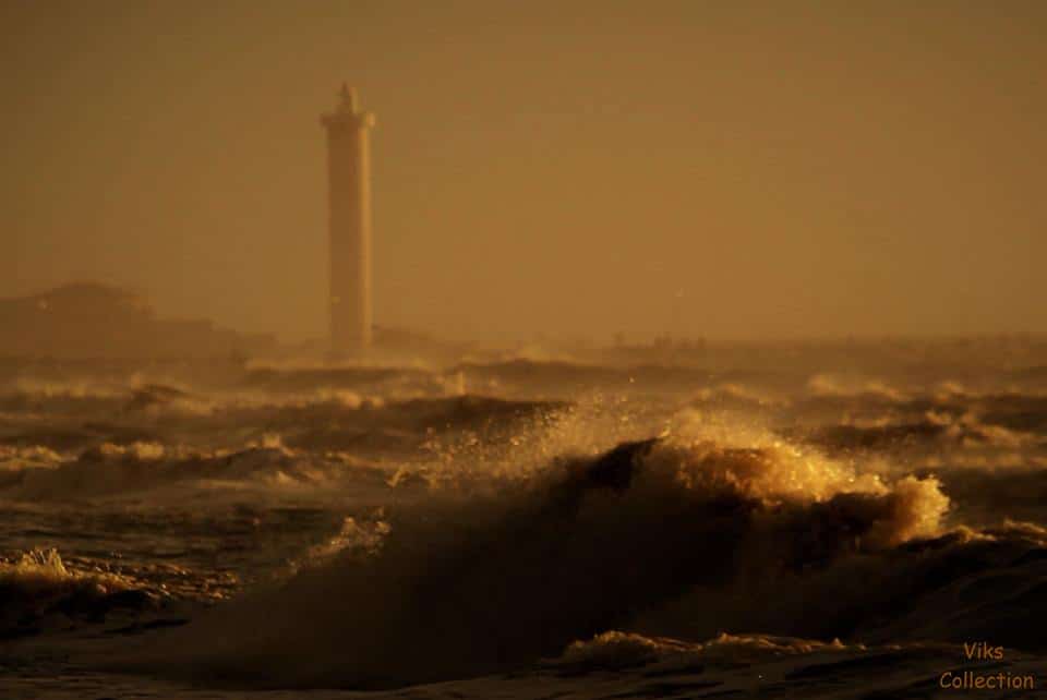 Faro al tramonto