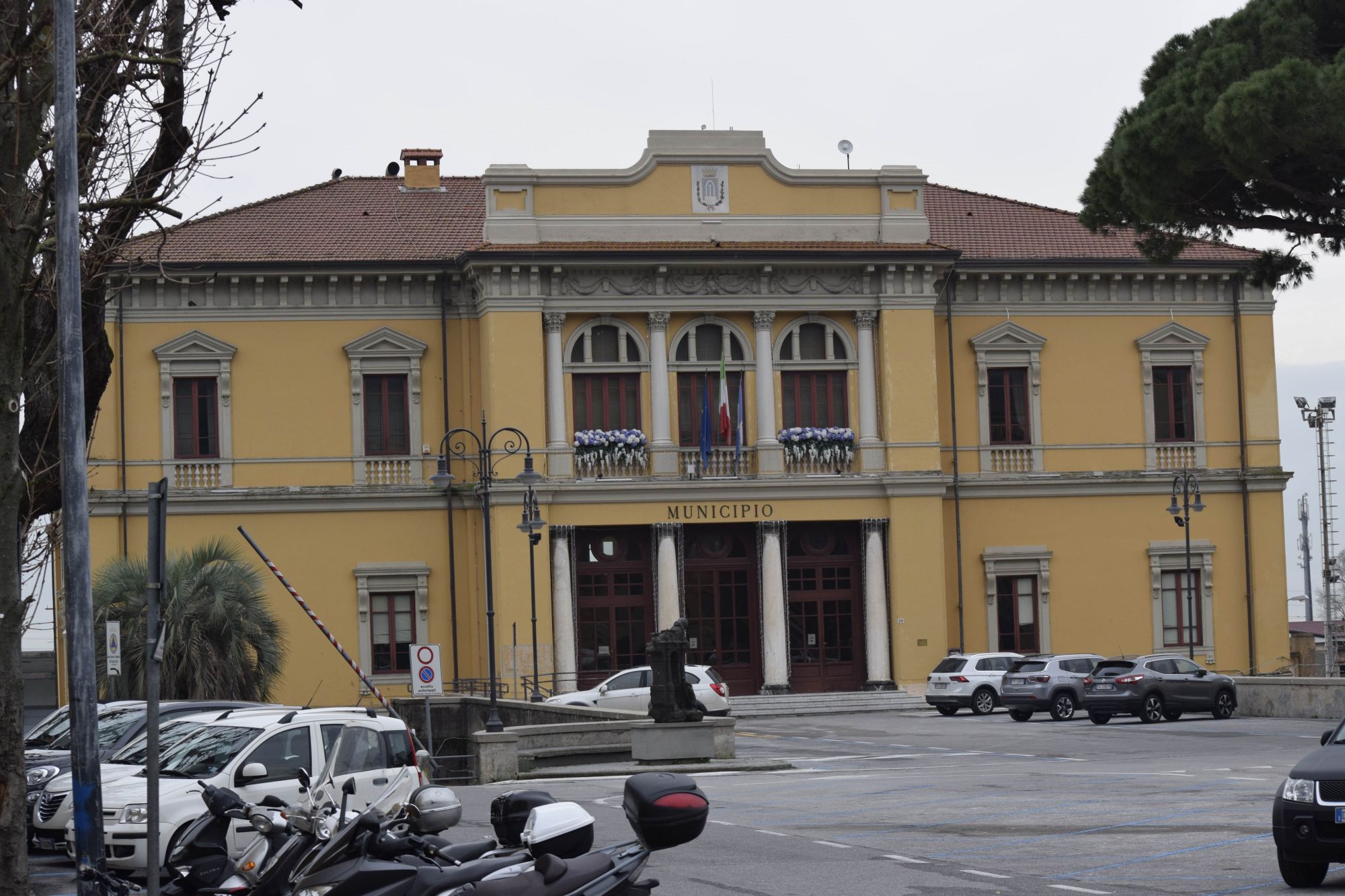 Muore storico commerciante e padre del sindaco, lutto in municipio