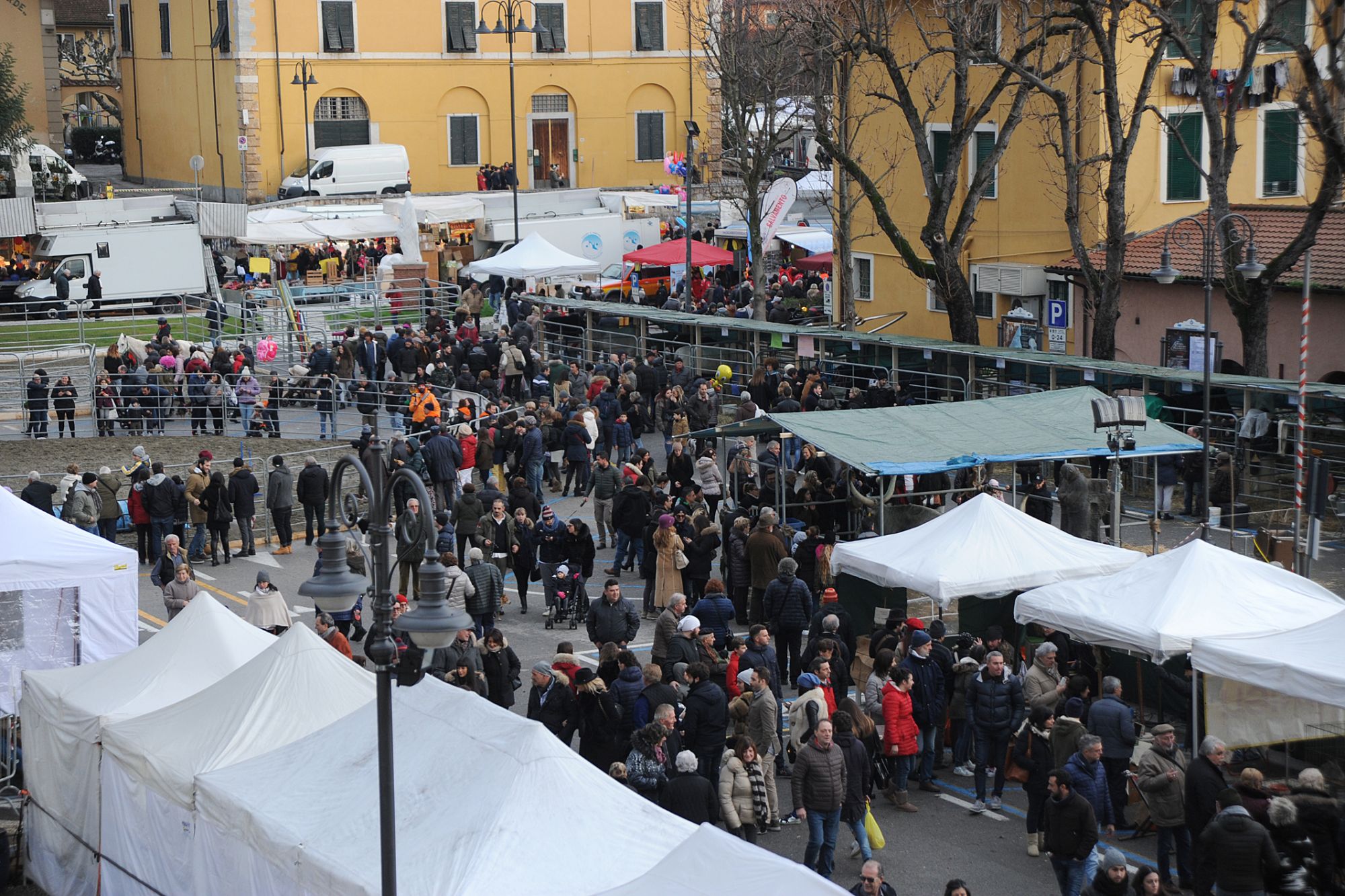 Fiera di San Biagio, il maltempo rovina parzialmente la festa