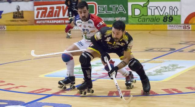 Hockey, il Forte si aggiudica il derby e vola in testa alla classifica