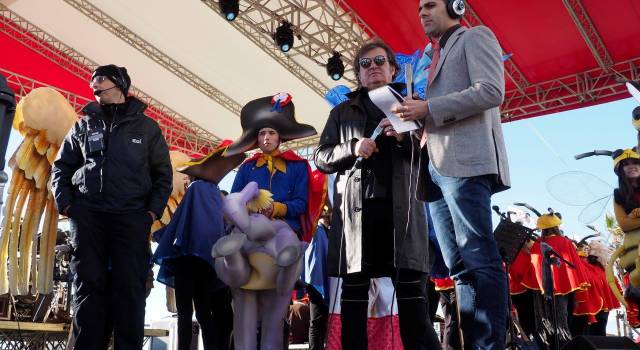 Il Carnevale di Viareggio torna in diretta su Rai3