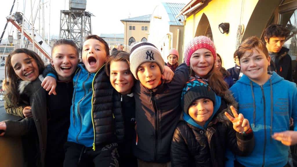 la squadra agonistica della Scuola Vela Valentin mankina Genova