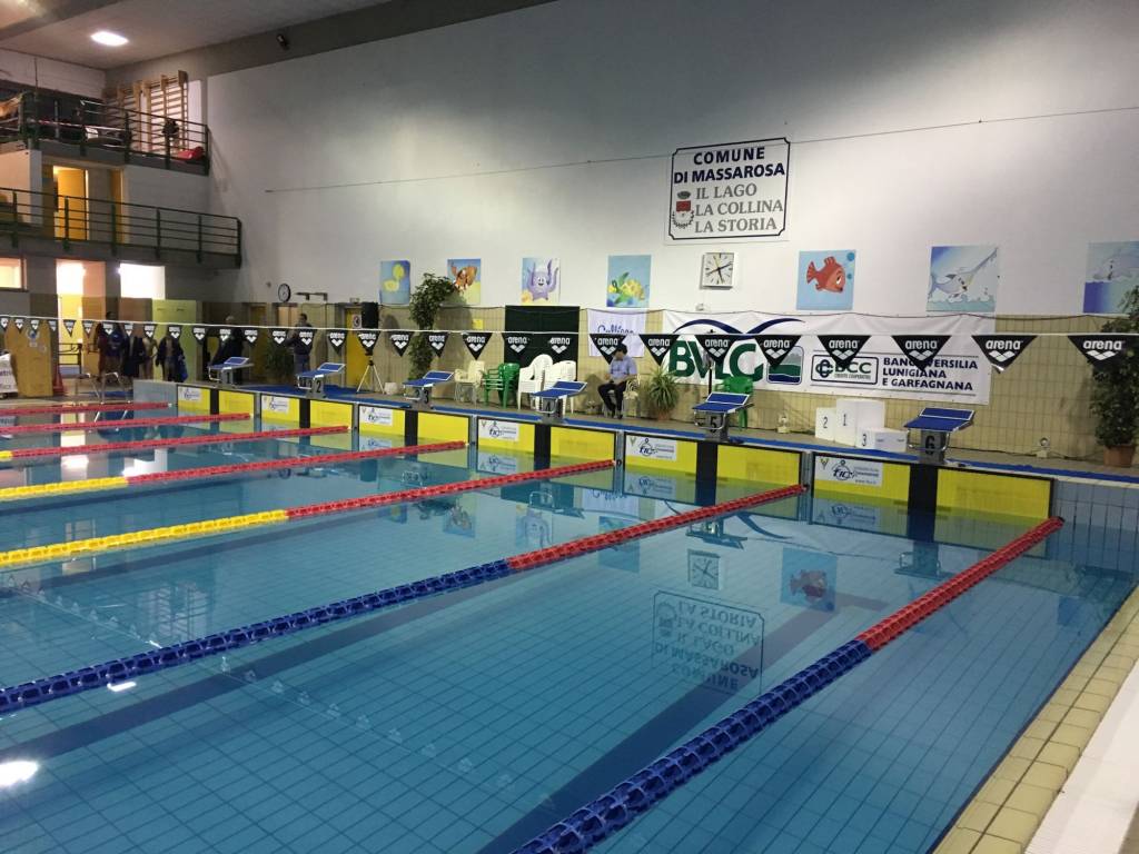 piscina comunale massarosa