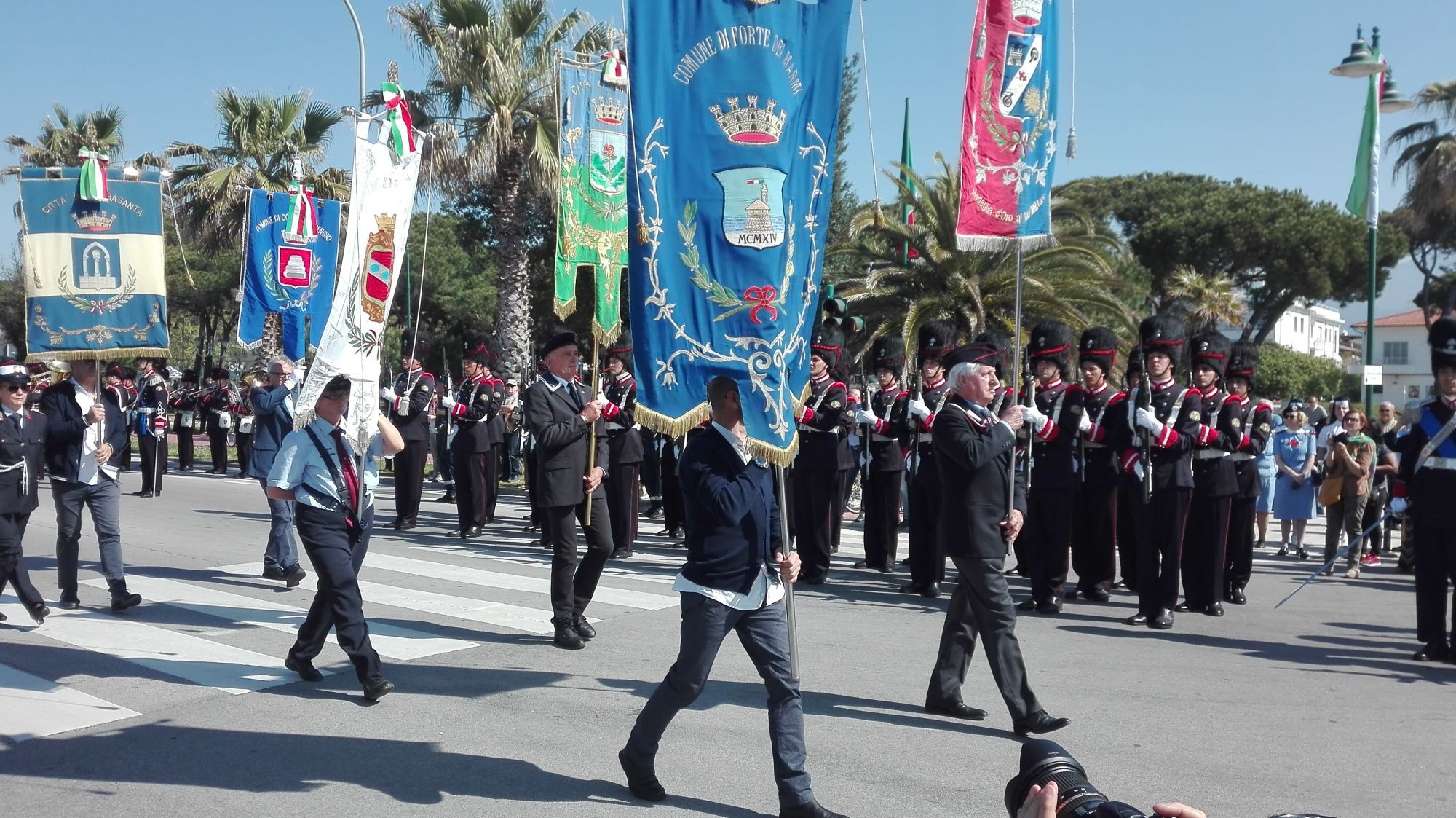 Successo per il 33° Raduno Nazionale Granatieri di Sardegna a Forte dei Marmi