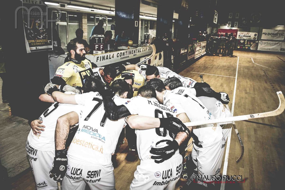 Hockey, Viareggio in semifinale (le foto)