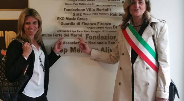 Forte dei Marmi e Fondazione Villa Bertelli all’inaugurazione della scuola media Giacomo Leopardi