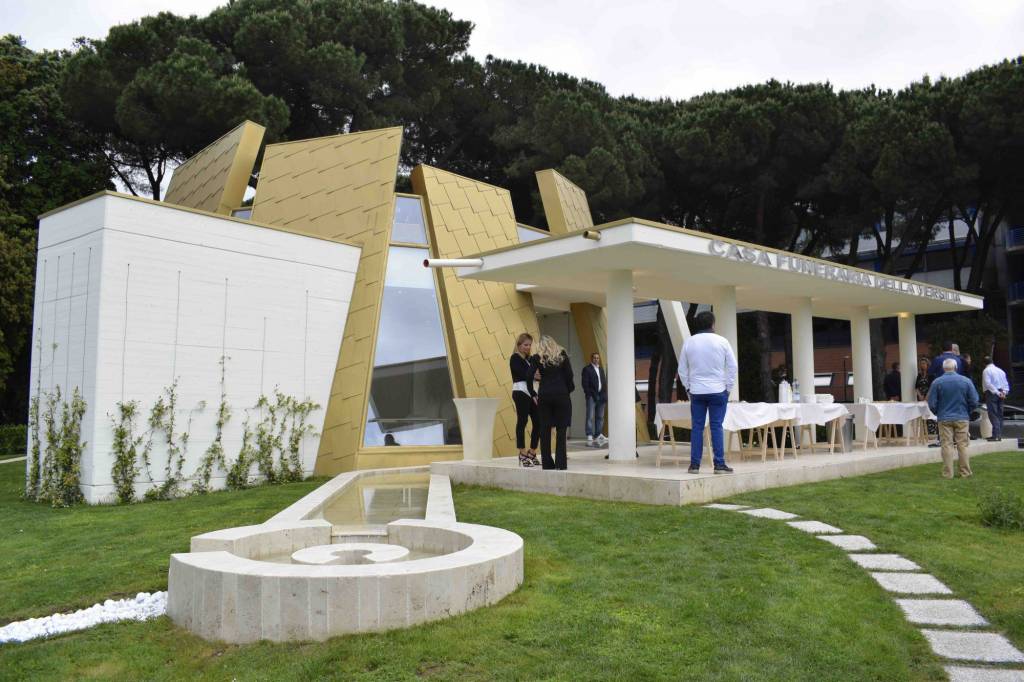 casa funeraria della versilia