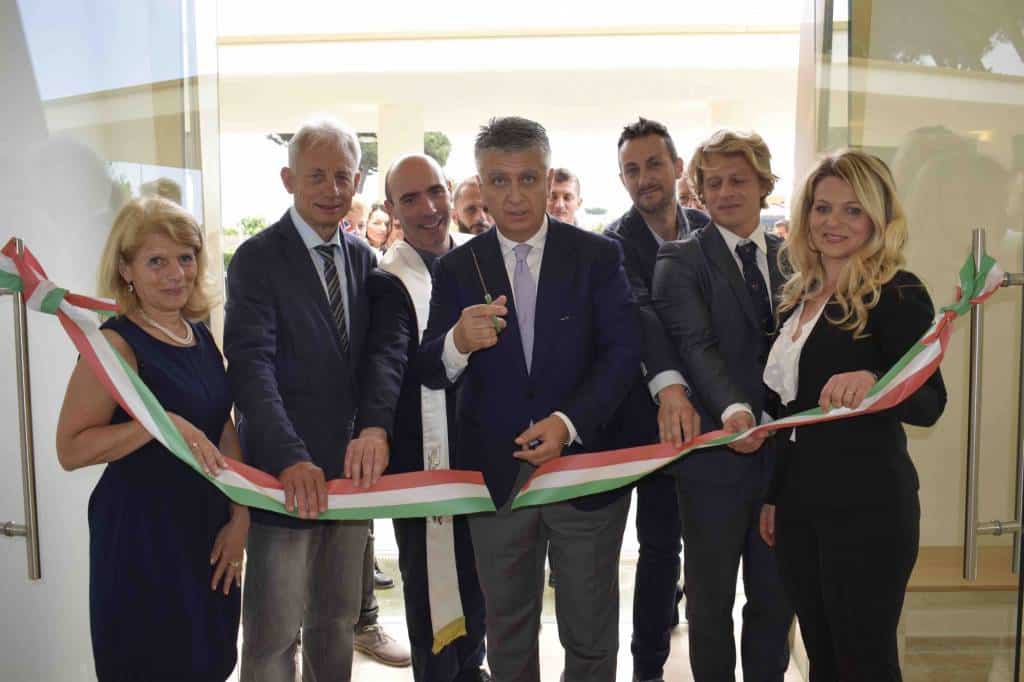 taglio nastro